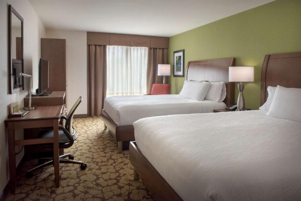 Hilton Garden Inn Chicago Downtown/North Loop image 16