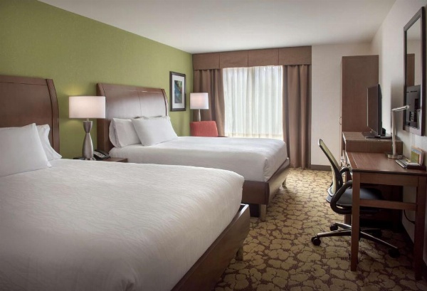 Hilton Garden Inn Chicago Downtown/North Loop image 17